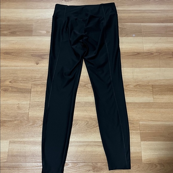 Nike Black Leggings with White Swoosh - Picture 4 of 5